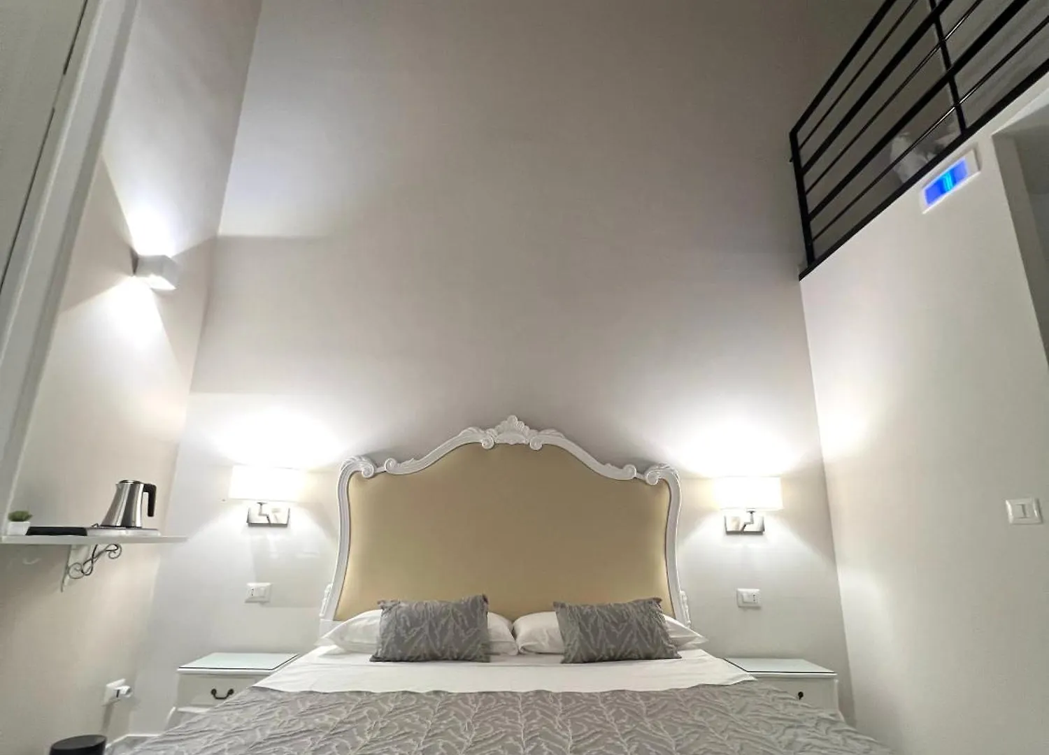 Miluar Luxury B&B - Vanvitelli Napoli 0*,