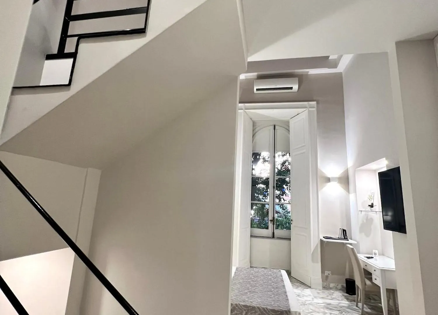 Miluar Luxury B&B - Vanvitelli Napoli Bed & Breakfast