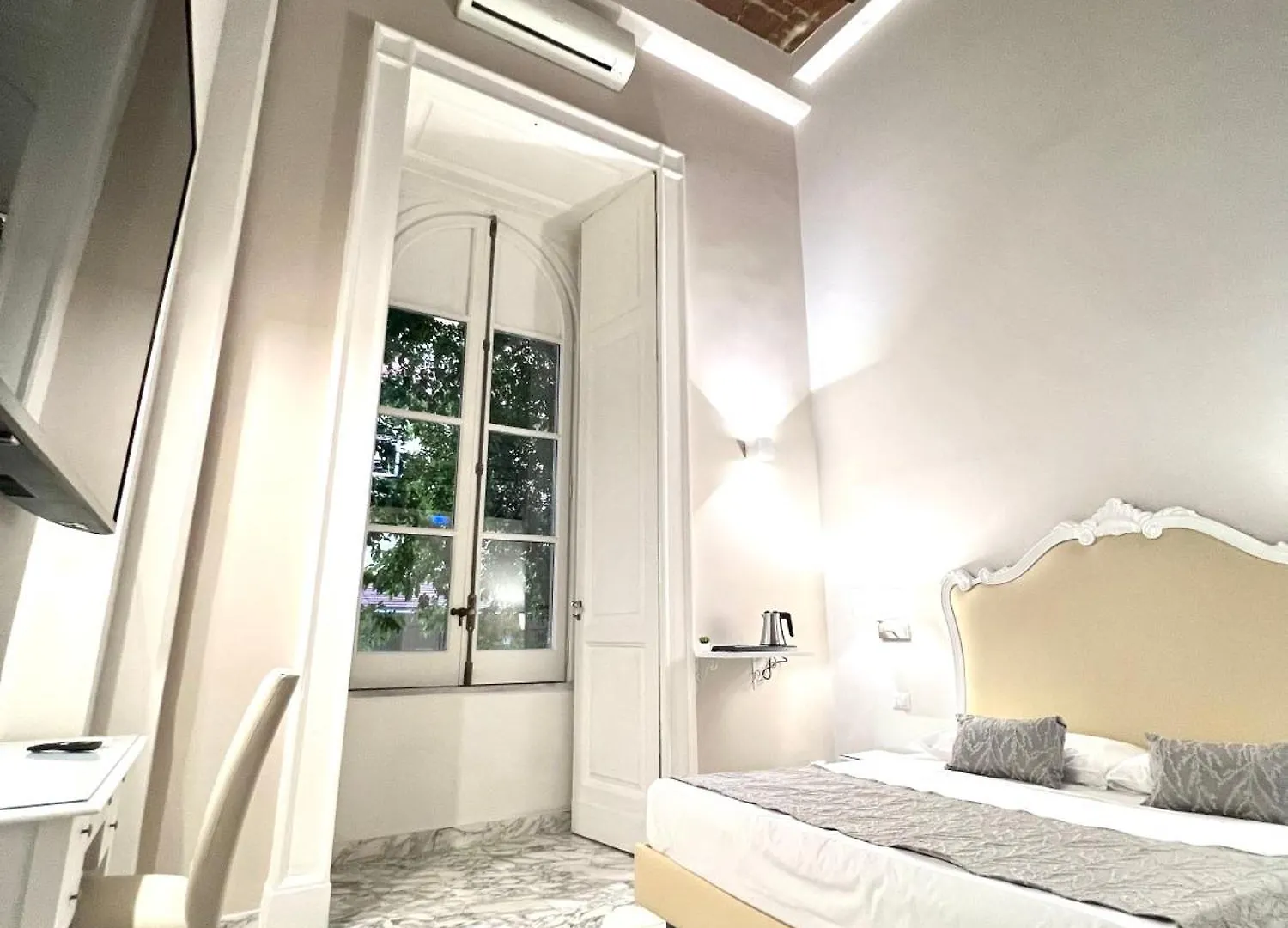 Bed & Breakfast Miluar Luxury B&B - Vanvitelli Napoli